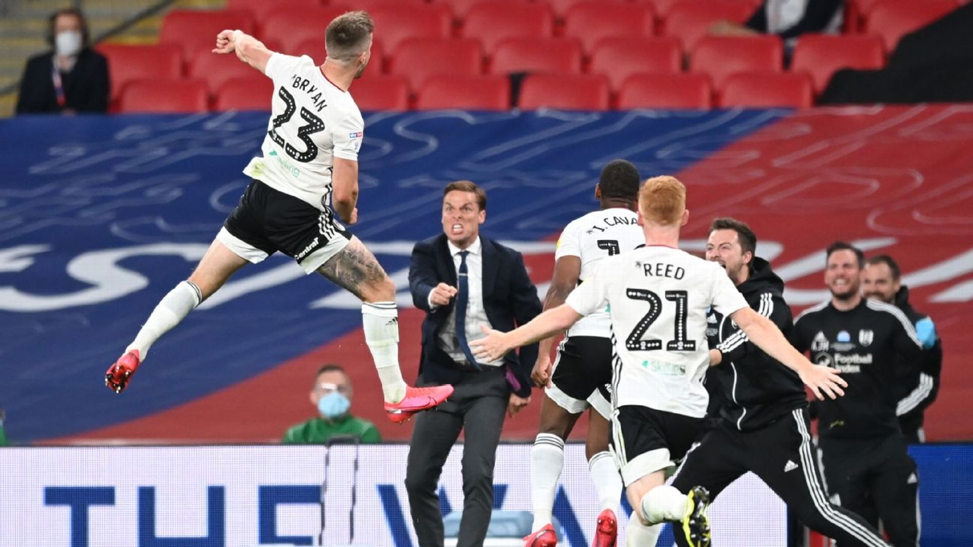 纽卡斯尔深 纽卡斯尔深